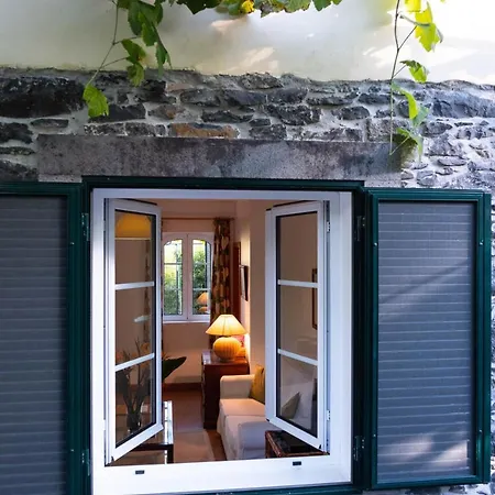 Ourmadeira - Casa Vinhas, Charming 아파트 푼샬