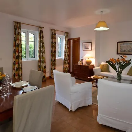 Ourmadeira - Casa Vinhas, Charming Apartmán Funchal (Madeira)