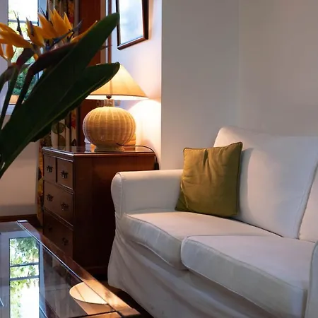 Ourmadeira - Casa Vinhas, Charming شقة فونشال